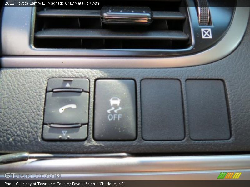 Magnetic Gray Metallic / Ash 2012 Toyota Camry L