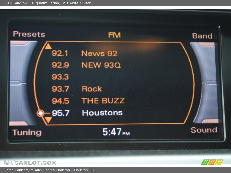 Ibis White / Black 2010 Audi S4 3.0 quattro Sedan