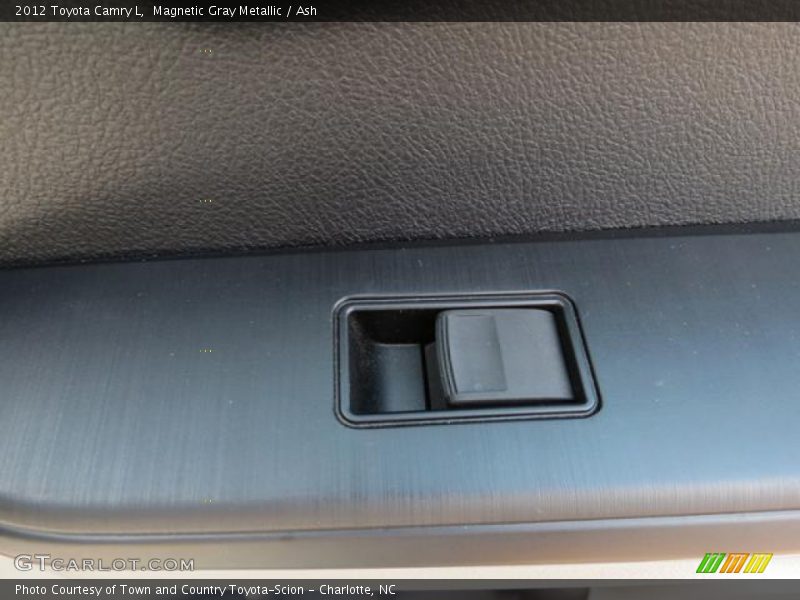 Magnetic Gray Metallic / Ash 2012 Toyota Camry L