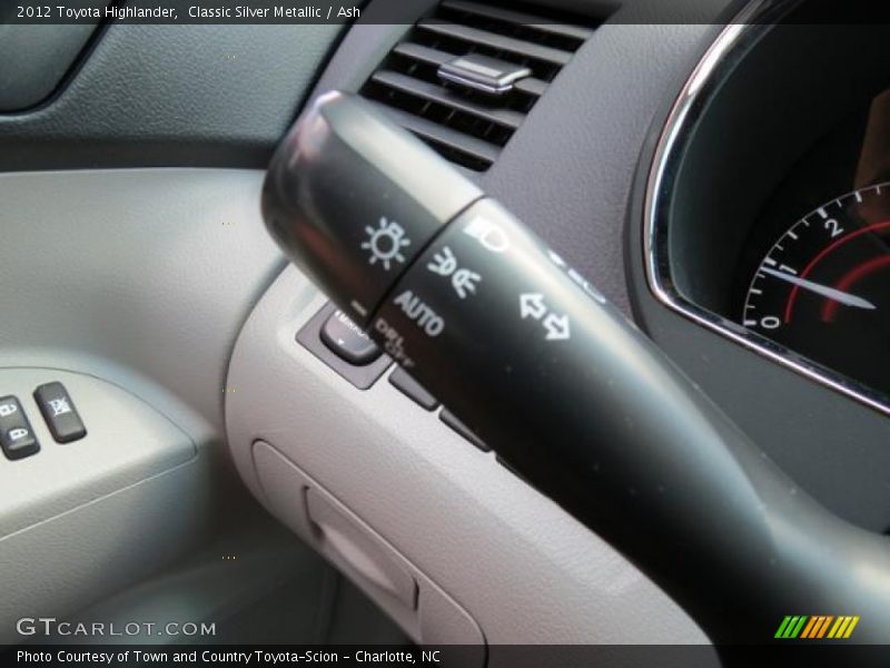 Classic Silver Metallic / Ash 2012 Toyota Highlander