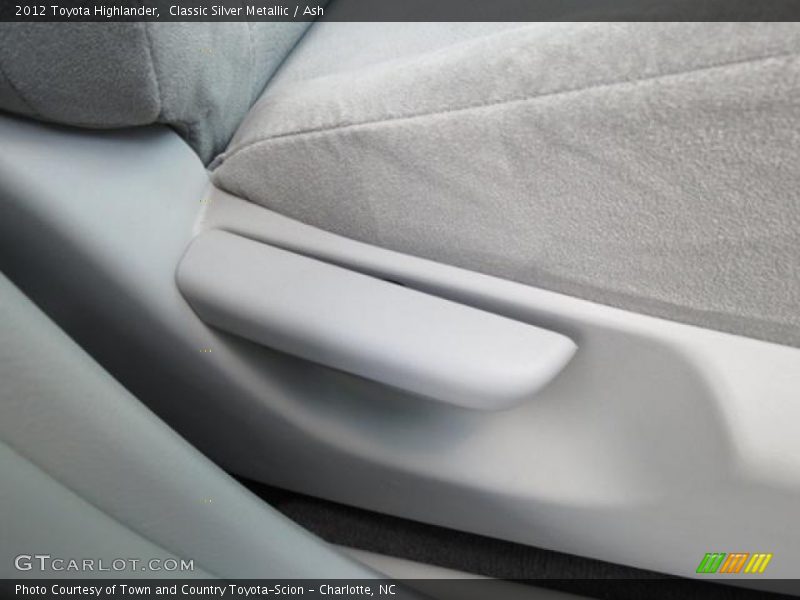 Classic Silver Metallic / Ash 2012 Toyota Highlander