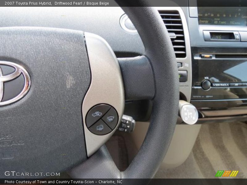 Controls of 2007 Prius Hybrid