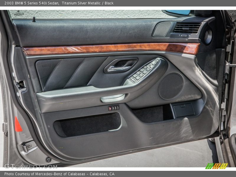 Titanium Silver Metallic / Black 2003 BMW 5 Series 540i Sedan