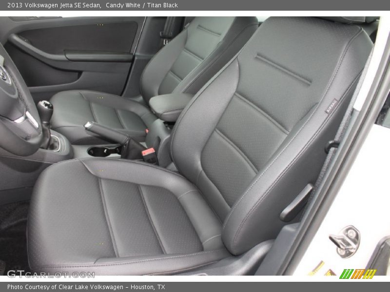 Front Seat of 2013 Jetta SE Sedan