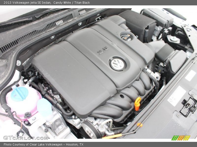  2013 Jetta SE Sedan Engine - 2.5 Liter DOHC 20-Valve 5 Cylinder