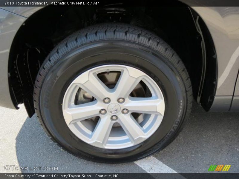 Magnetic Gray Metallic / Ash 2010 Toyota Highlander