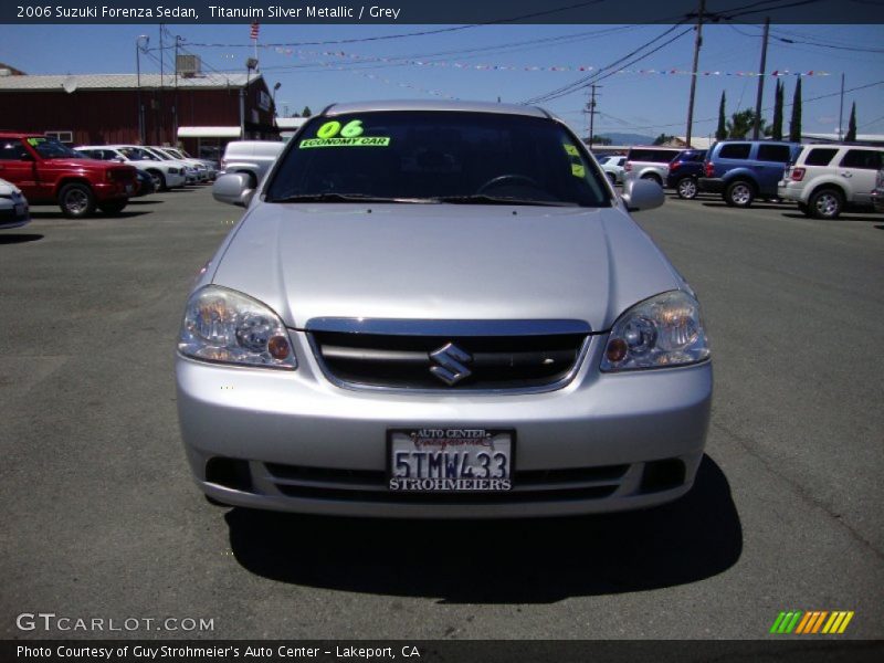 Titanuim Silver Metallic / Grey 2006 Suzuki Forenza Sedan