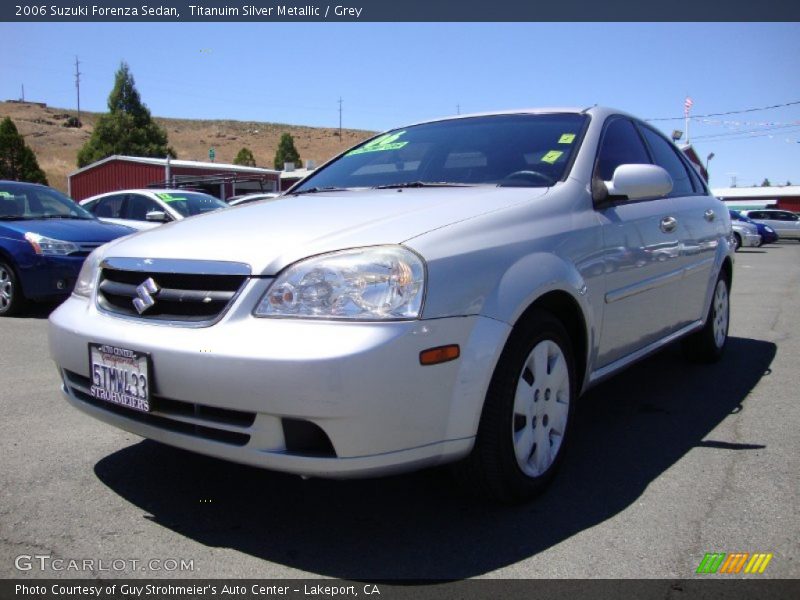 Titanuim Silver Metallic / Grey 2006 Suzuki Forenza Sedan
