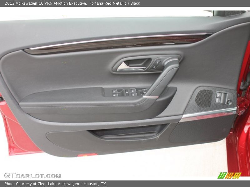 Door Panel of 2013 CC VR6 4Motion Executive