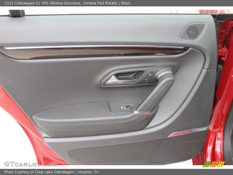 Door Panel of 2013 CC VR6 4Motion Executive