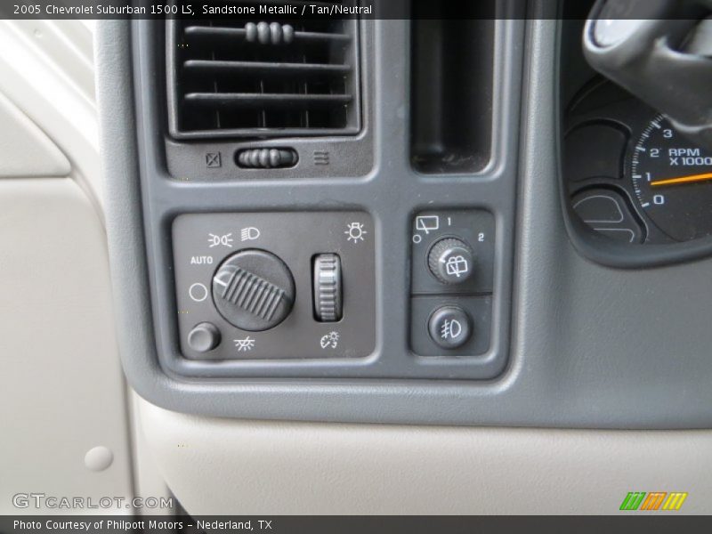 Sandstone Metallic / Tan/Neutral 2005 Chevrolet Suburban 1500 LS