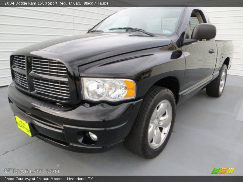 Black / Taupe 2004 Dodge Ram 1500 Sport Regular Cab