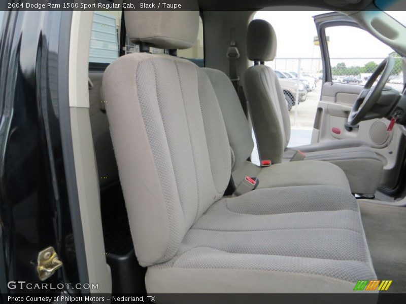 Black / Taupe 2004 Dodge Ram 1500 Sport Regular Cab