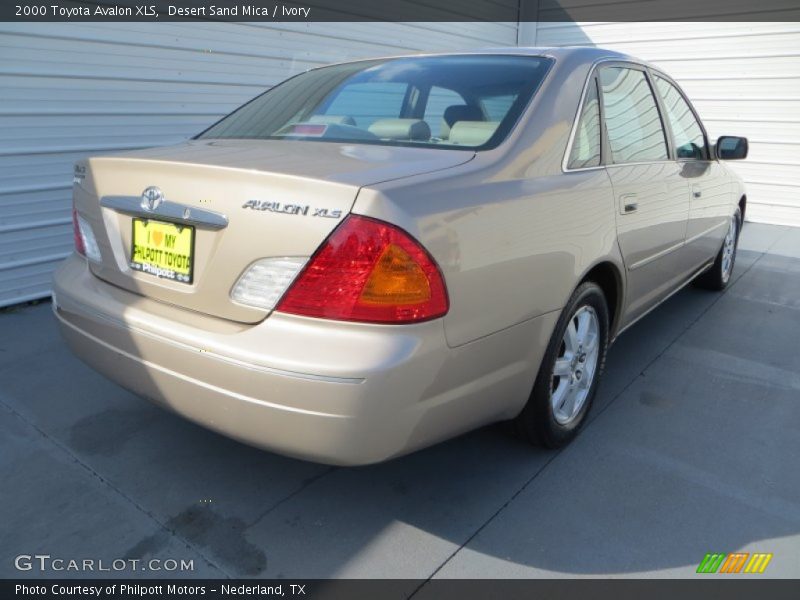 Desert Sand Mica / Ivory 2000 Toyota Avalon XLS