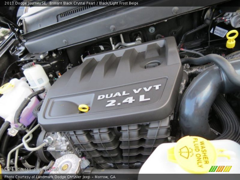 Brilliant Black Crystal Pearl / Black/Light Frost Beige 2013 Dodge Journey SE