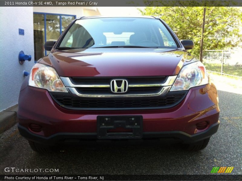 Tango Red Pearl / Gray 2011 Honda CR-V SE 4WD