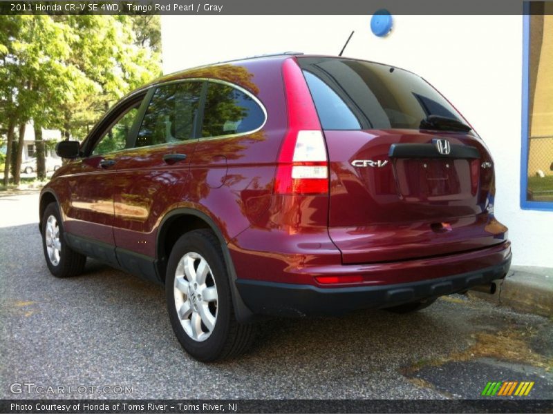 Tango Red Pearl / Gray 2011 Honda CR-V SE 4WD