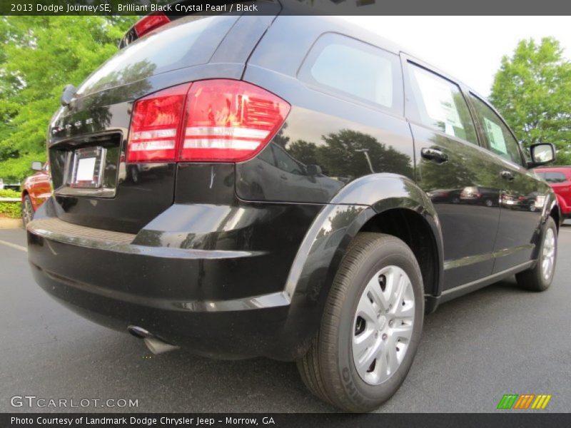 Brilliant Black Crystal Pearl / Black 2013 Dodge Journey SE