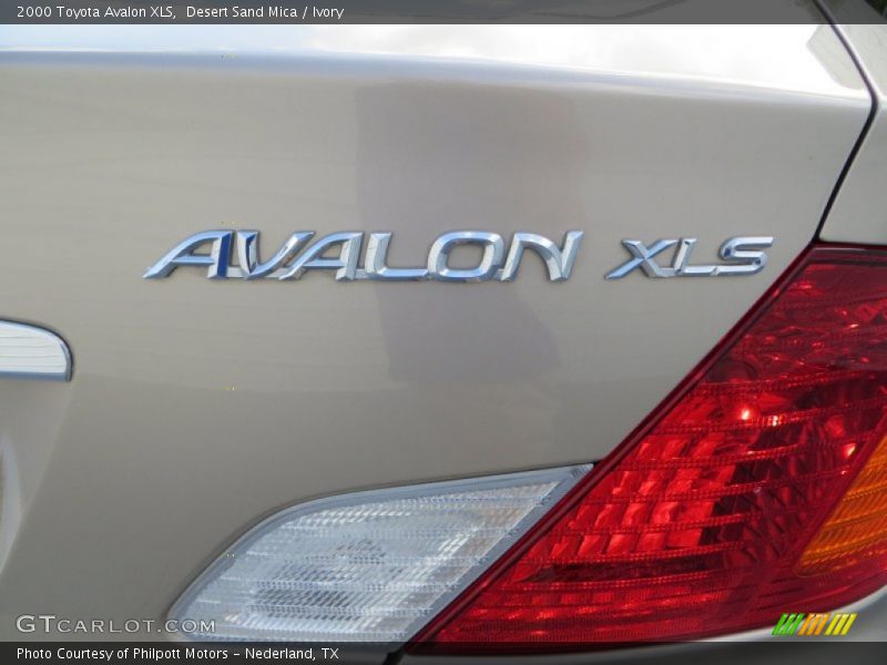Desert Sand Mica / Ivory 2000 Toyota Avalon XLS