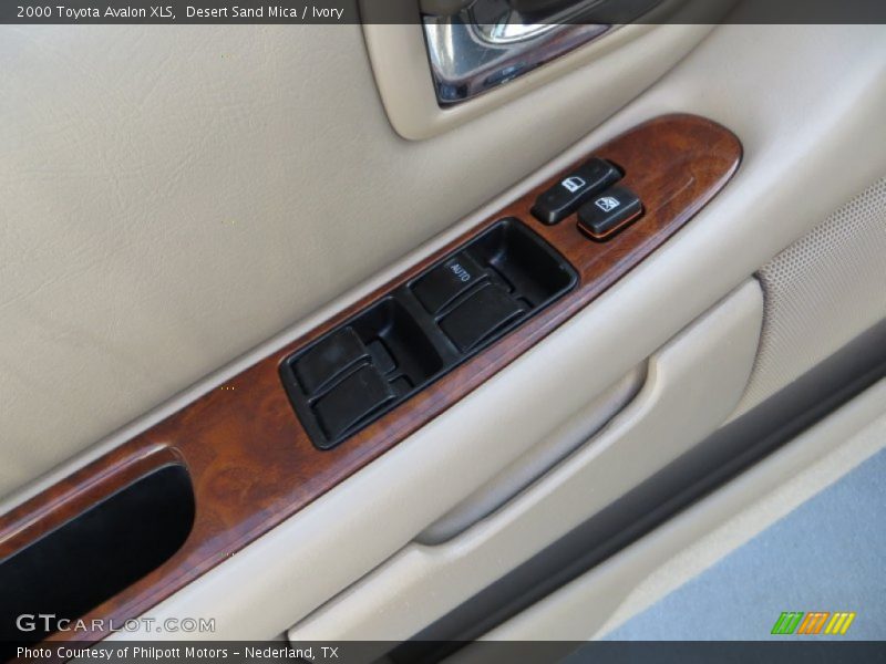 Desert Sand Mica / Ivory 2000 Toyota Avalon XLS