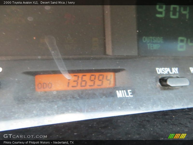 Desert Sand Mica / Ivory 2000 Toyota Avalon XLS