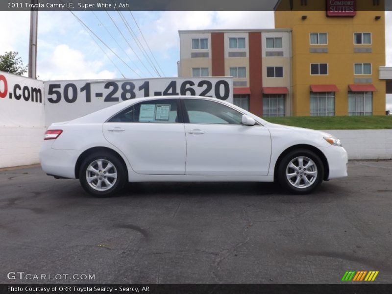 Super White / Ash 2011 Toyota Camry LE