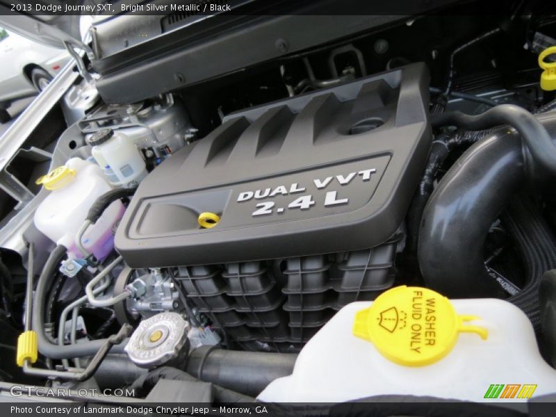 Bright Silver Metallic / Black 2013 Dodge Journey SXT