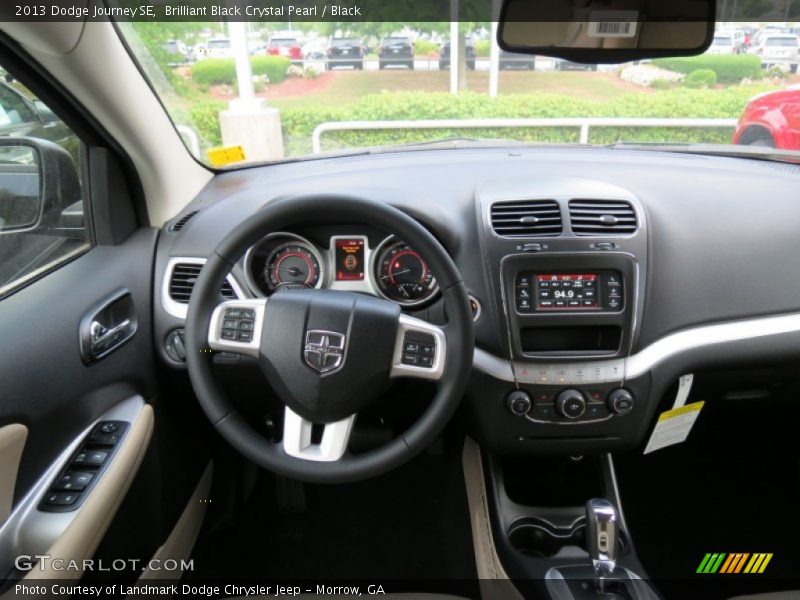 Brilliant Black Crystal Pearl / Black 2013 Dodge Journey SE
