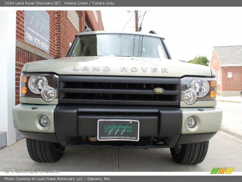 Vienna Green / Tundra Grey 2004 Land Rover Discovery SE7