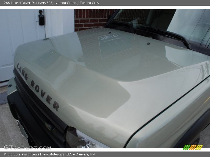 Vienna Green / Tundra Grey 2004 Land Rover Discovery SE7