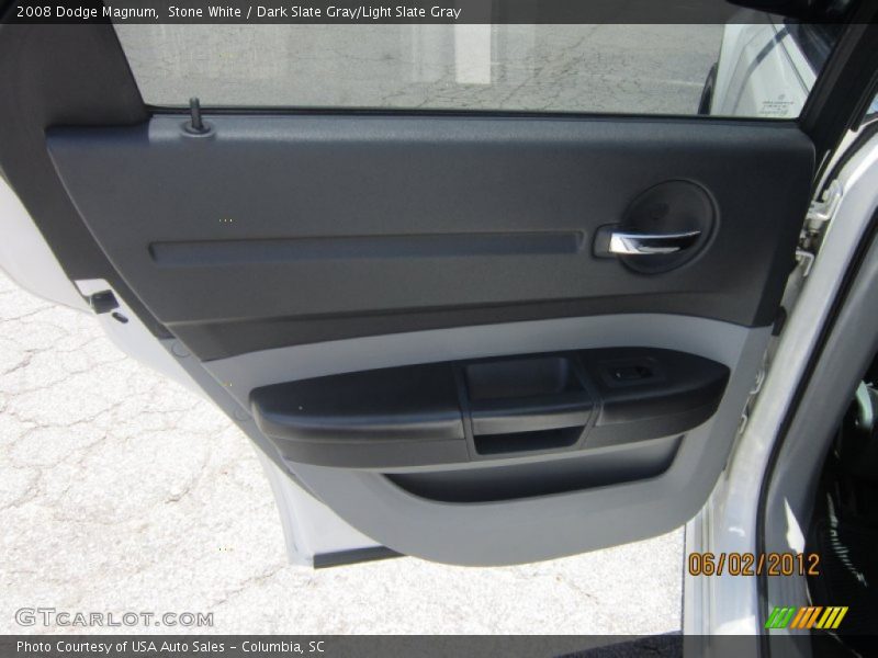 Stone White / Dark Slate Gray/Light Slate Gray 2008 Dodge Magnum