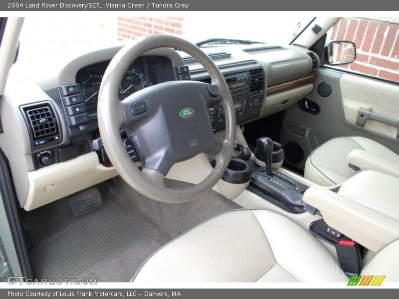 Vienna Green / Tundra Grey 2004 Land Rover Discovery SE7