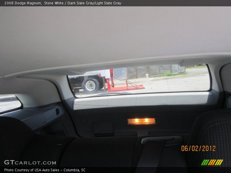 Stone White / Dark Slate Gray/Light Slate Gray 2008 Dodge Magnum