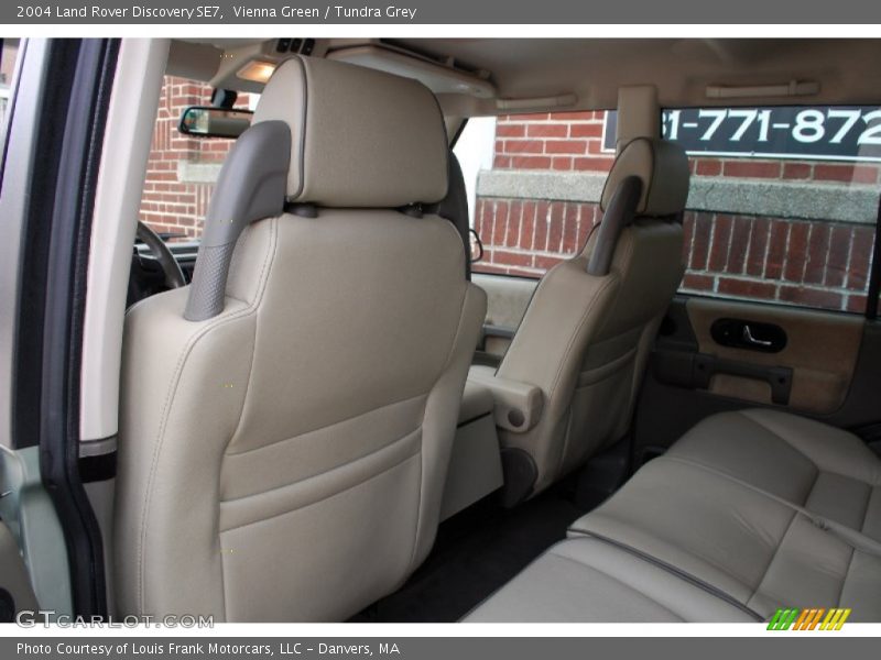Vienna Green / Tundra Grey 2004 Land Rover Discovery SE7