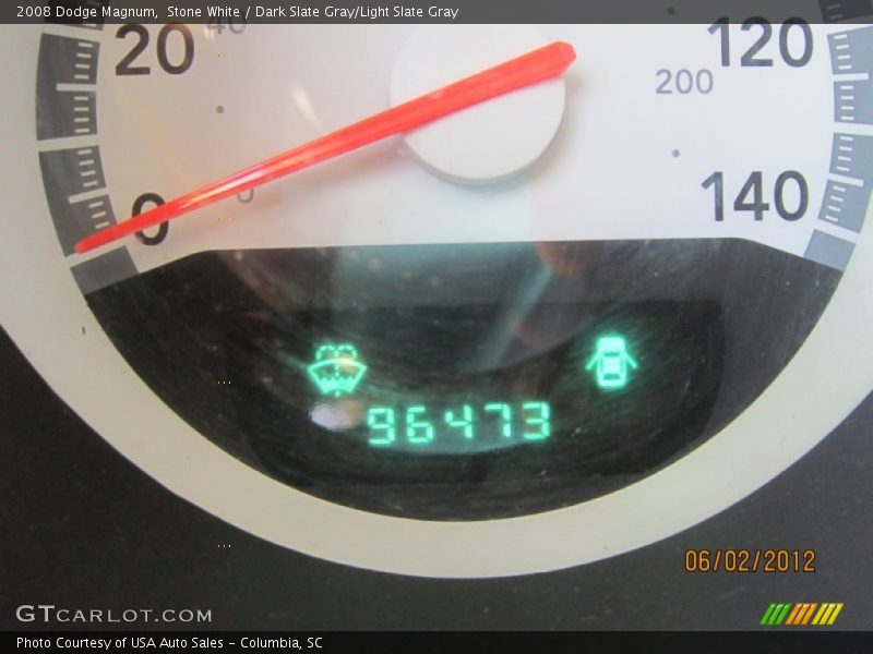 Stone White / Dark Slate Gray/Light Slate Gray 2008 Dodge Magnum