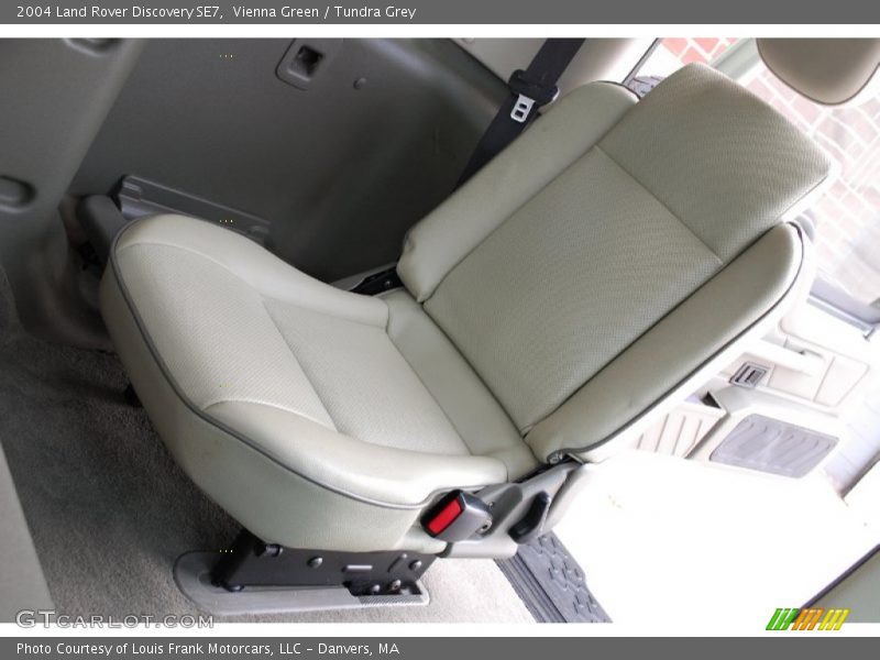 Vienna Green / Tundra Grey 2004 Land Rover Discovery SE7