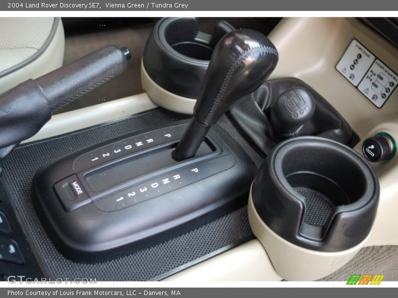 Vienna Green / Tundra Grey 2004 Land Rover Discovery SE7