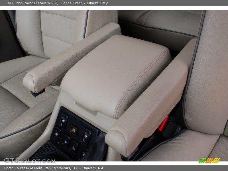 Vienna Green / Tundra Grey 2004 Land Rover Discovery SE7