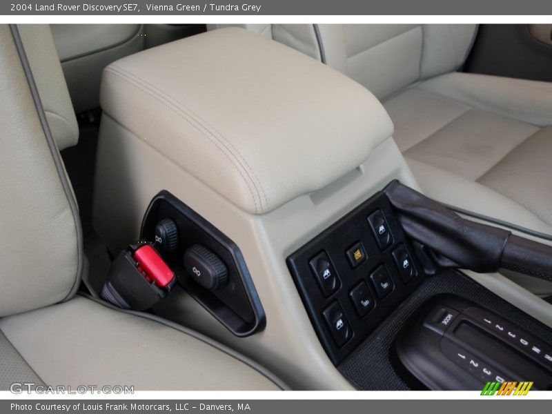 Vienna Green / Tundra Grey 2004 Land Rover Discovery SE7