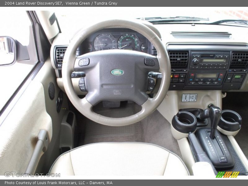 Vienna Green / Tundra Grey 2004 Land Rover Discovery SE7