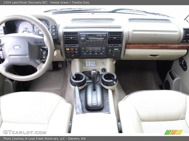 Vienna Green / Tundra Grey 2004 Land Rover Discovery SE7