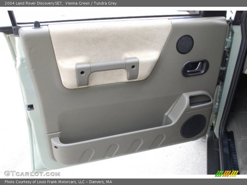 Vienna Green / Tundra Grey 2004 Land Rover Discovery SE7