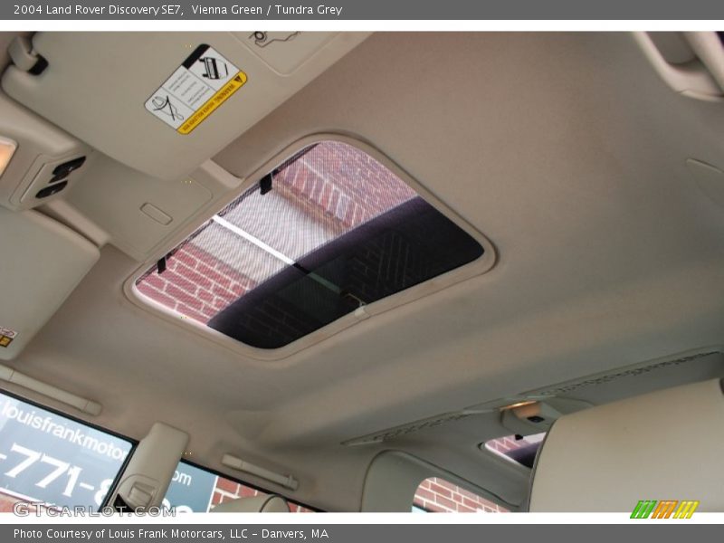 Vienna Green / Tundra Grey 2004 Land Rover Discovery SE7