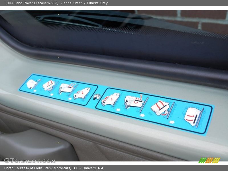 Vienna Green / Tundra Grey 2004 Land Rover Discovery SE7