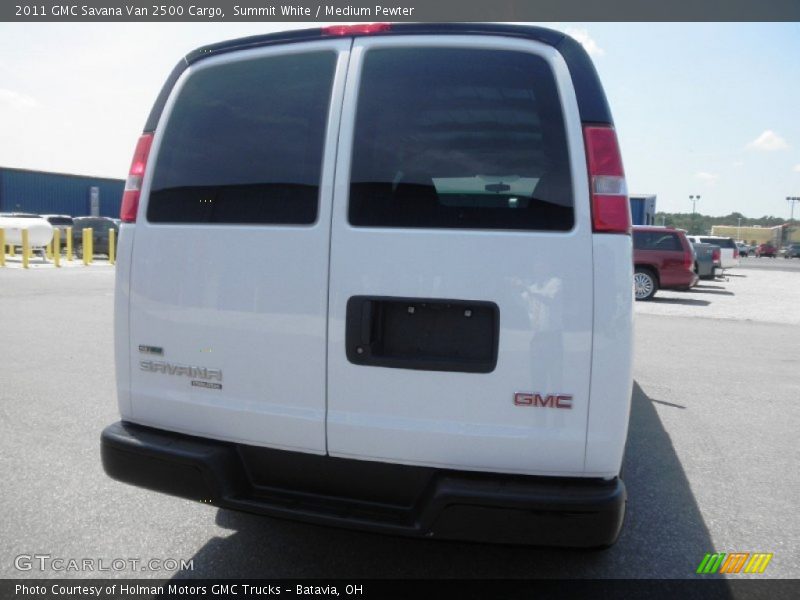 Summit White / Medium Pewter 2011 GMC Savana Van 2500 Cargo