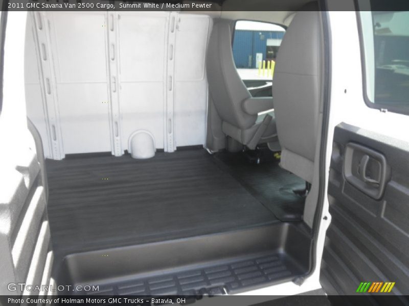 Summit White / Medium Pewter 2011 GMC Savana Van 2500 Cargo