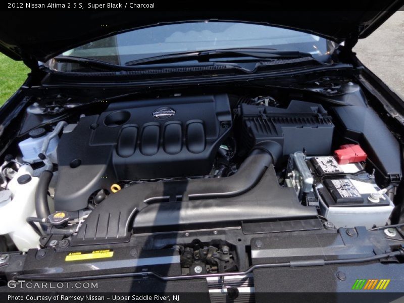 Super Black / Charcoal 2012 Nissan Altima 2.5 S