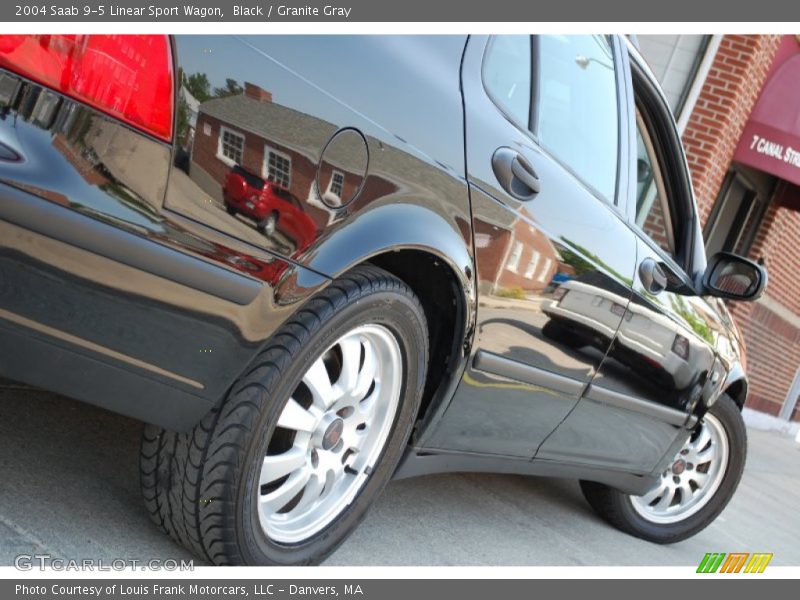 Black / Granite Gray 2004 Saab 9-5 Linear Sport Wagon