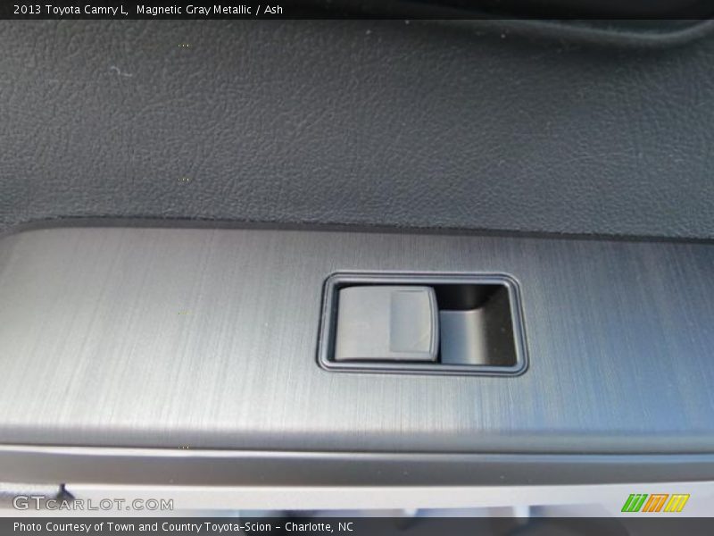 Magnetic Gray Metallic / Ash 2013 Toyota Camry L