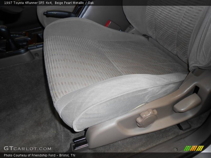 Beige Pearl Metallic / Oak 1997 Toyota 4Runner SR5 4x4